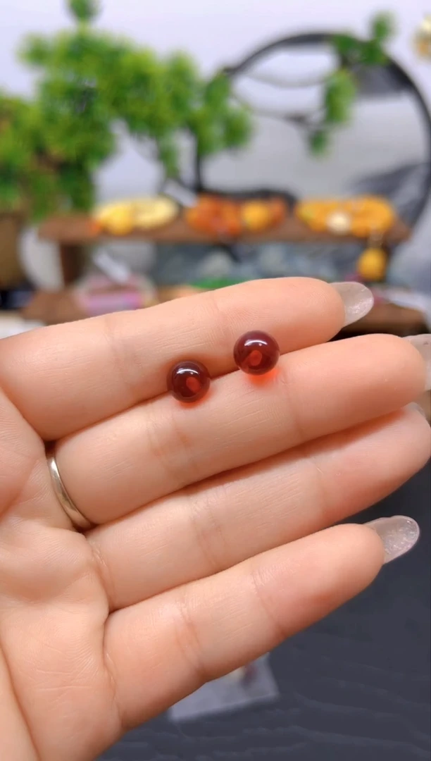 【闪购商品】血珀耳饰14K金镶嵌耳饰E19