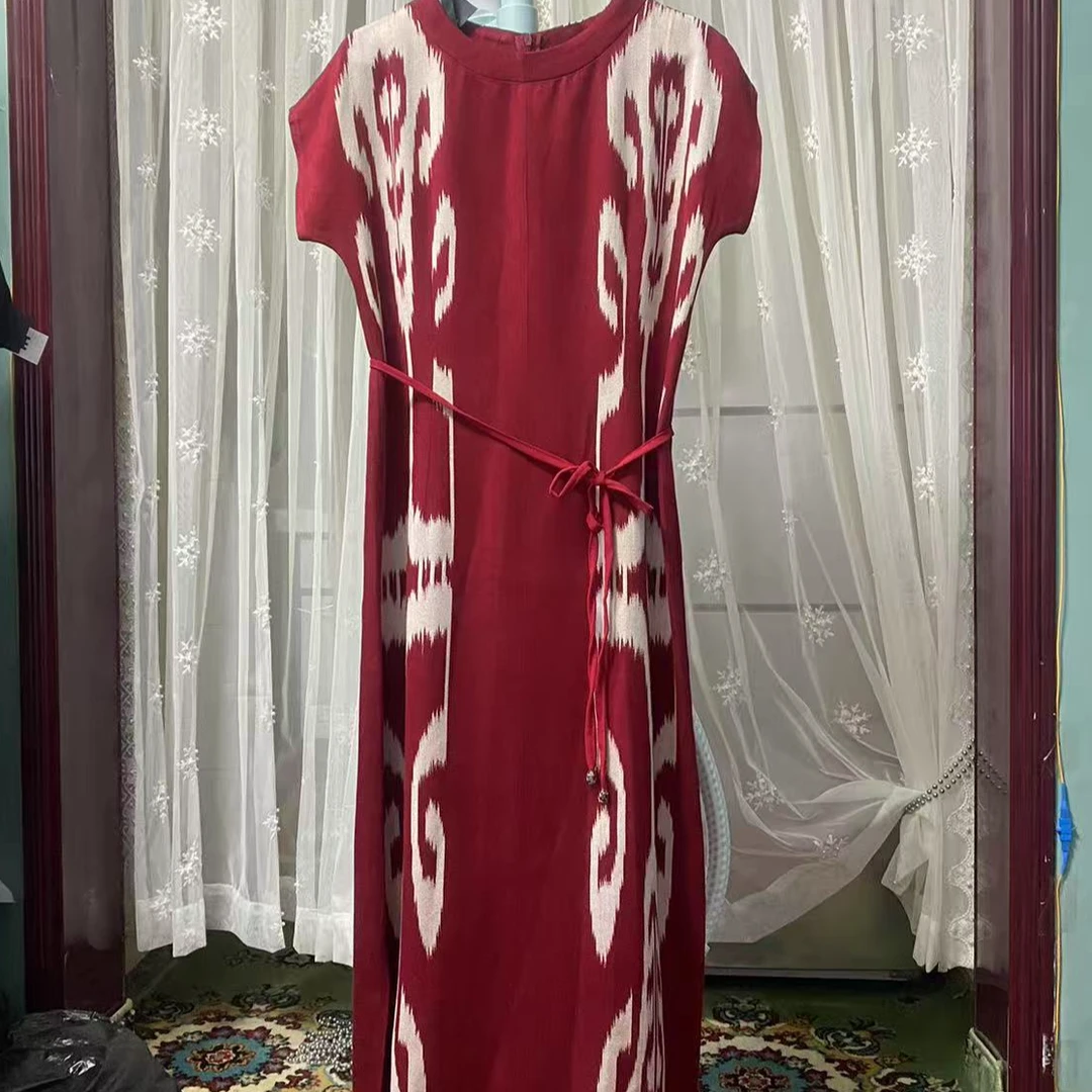 2025年新款艾德莱斯连衣裙显瘦气质