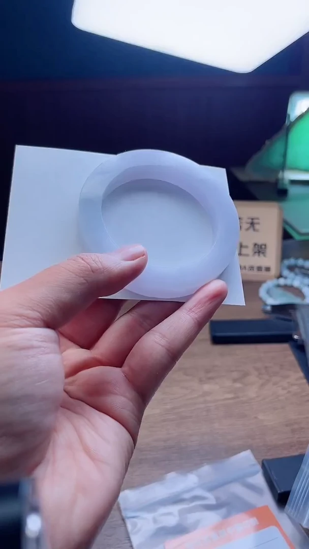 定制翡翠手镯未镶嵌定制