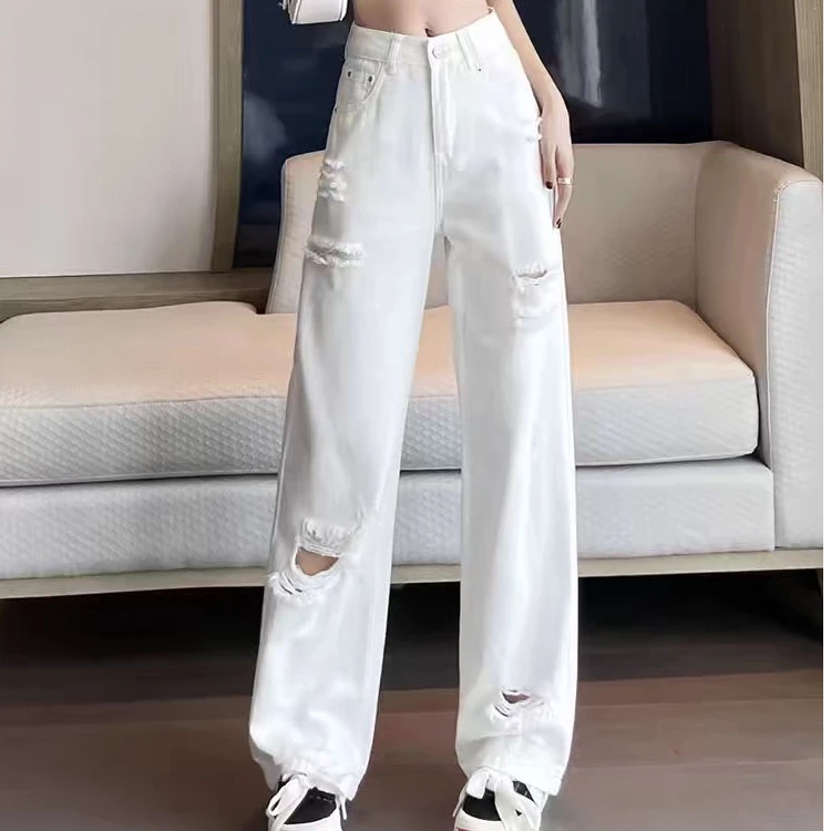 D025女装新款直筒破洞牛仔裤6588