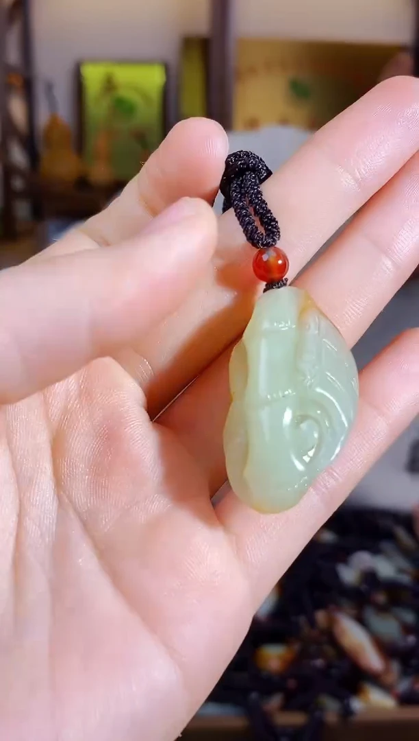 【闪购商品】和田玉颈饰未镶嵌1