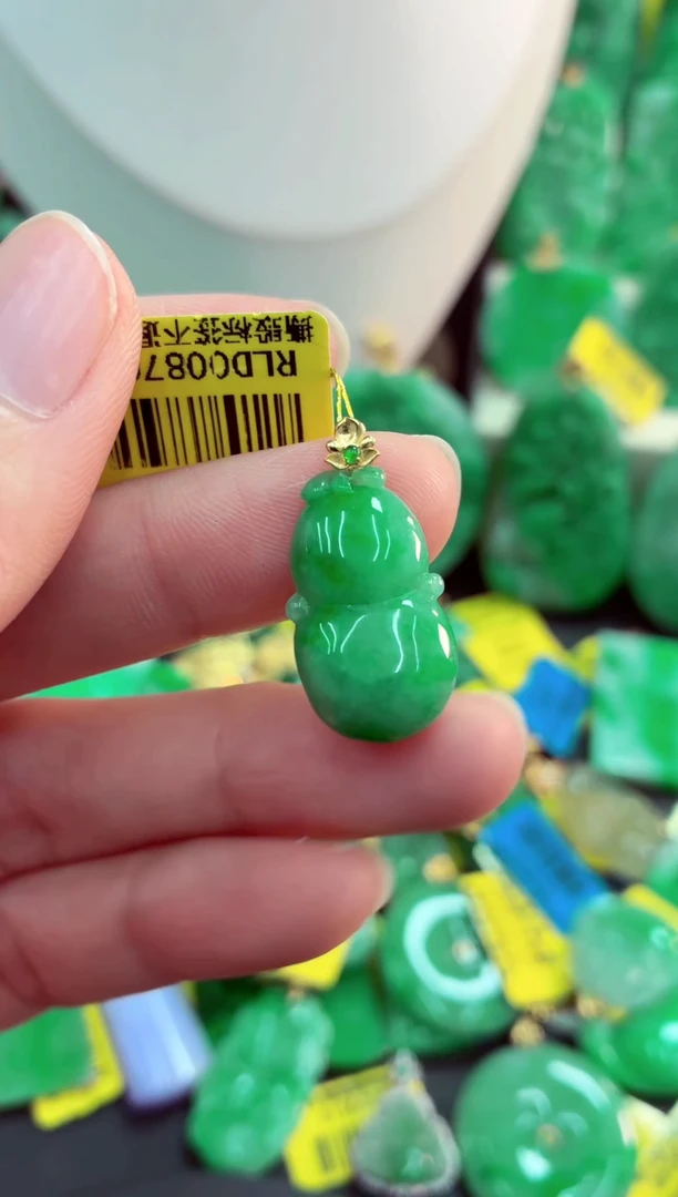 吊坠(不含链)18K金镶嵌翡翠天然缅甸翡翠A货