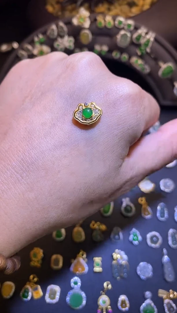 吊坠(不含链)银S925镶嵌翡翠1