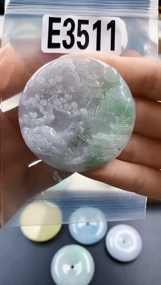 颈饰未镶嵌翡翠天然翡翠吊坠挂件