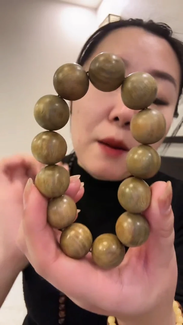 维腊木（绿檀）阿根廷绿檀卡1.8单圈手串