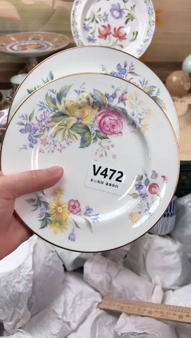 瓷片努****️472