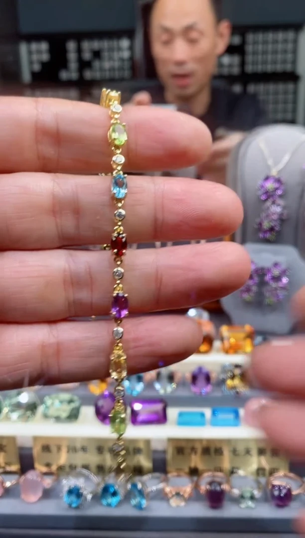 【闪购商品】水晶手链银S925镶嵌水晶手链 多样性发其一