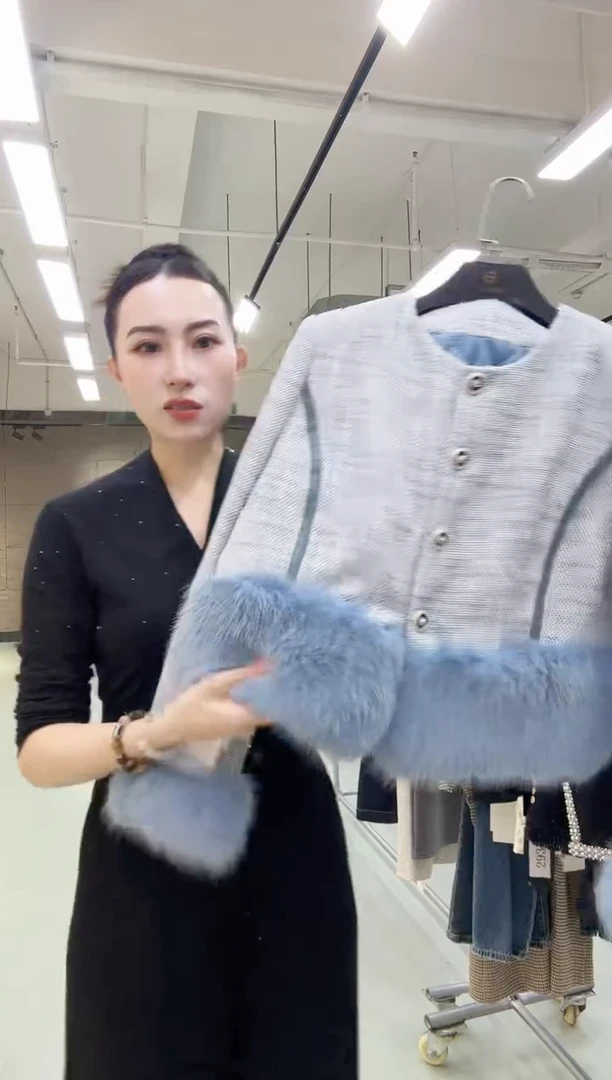 岚子闪购 2025年新款服装上衣 孤品清货 编号088