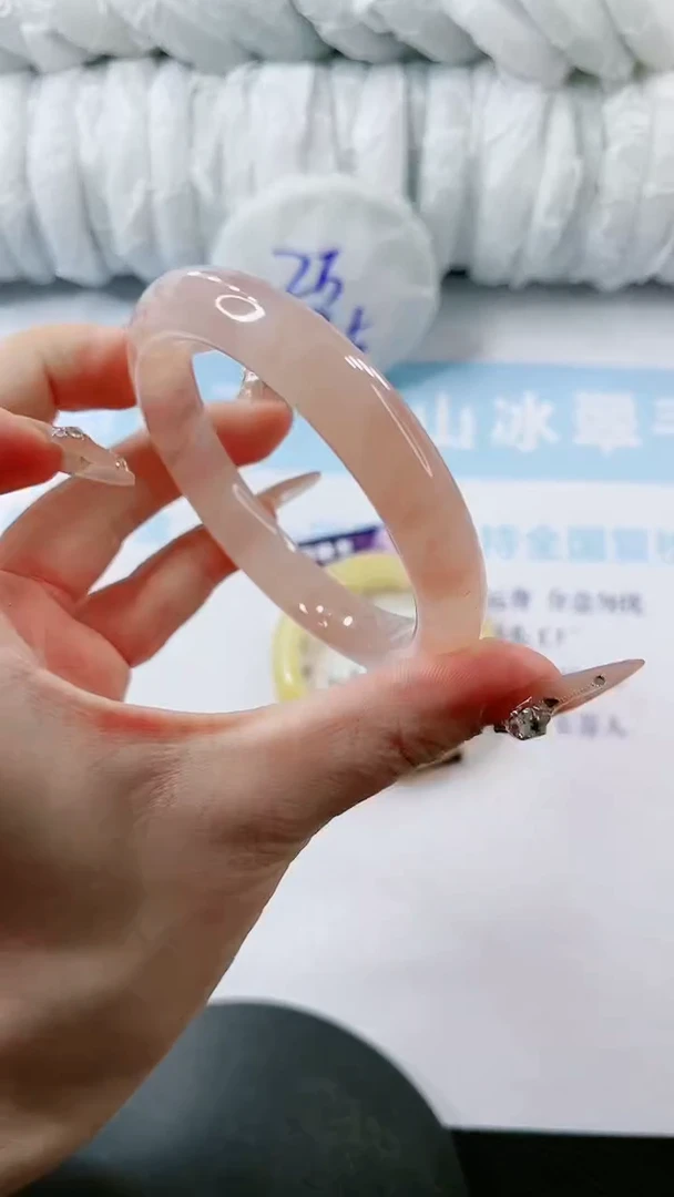 【闪购商品】石英质玉手镯未镶嵌多样性发货V698