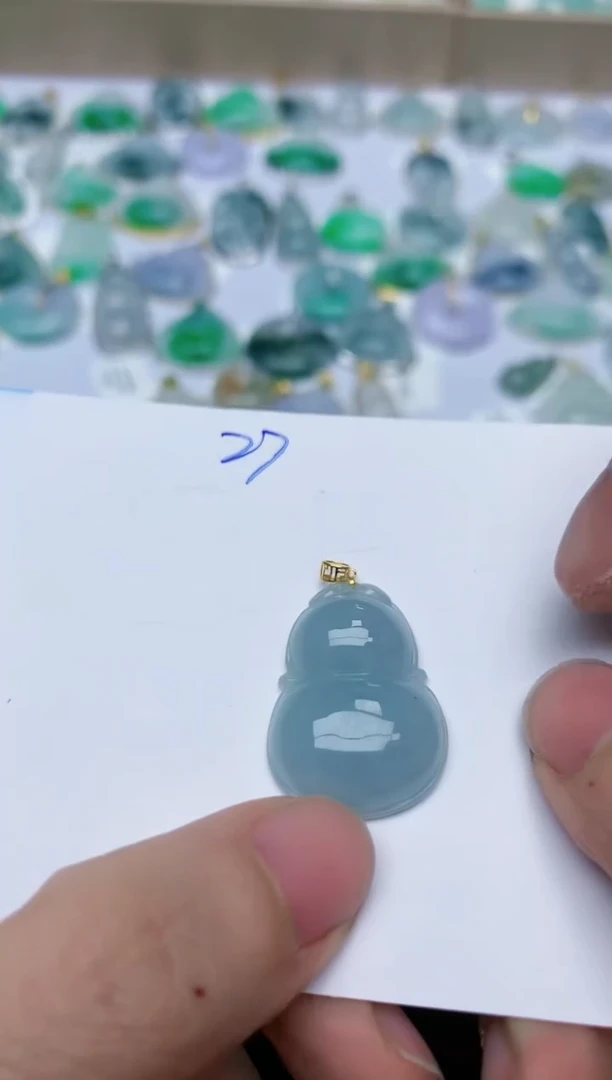 【闪购商品】翡翠颈饰18K金镶嵌天然翡翠A货
