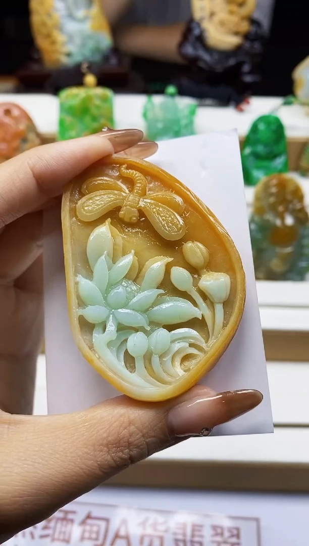 颈饰未镶嵌翡翠翡翠A货