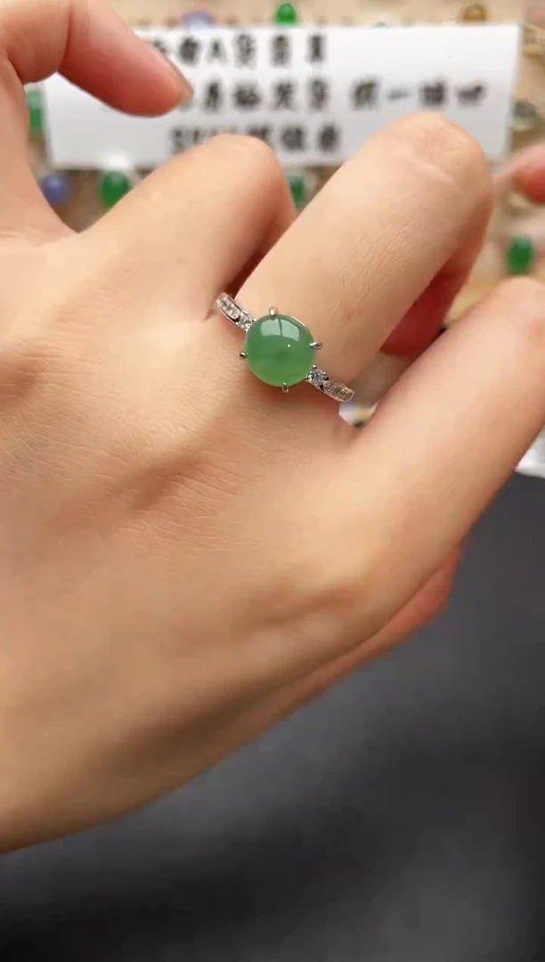 银S925镶嵌戒指翡翠一物一证一礼盒