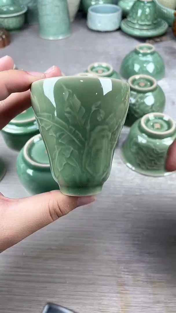 龙泉青瓷仓储大放漏大业有成