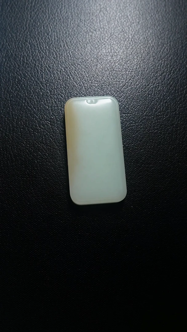 颈饰未镶嵌和田玉无事牌