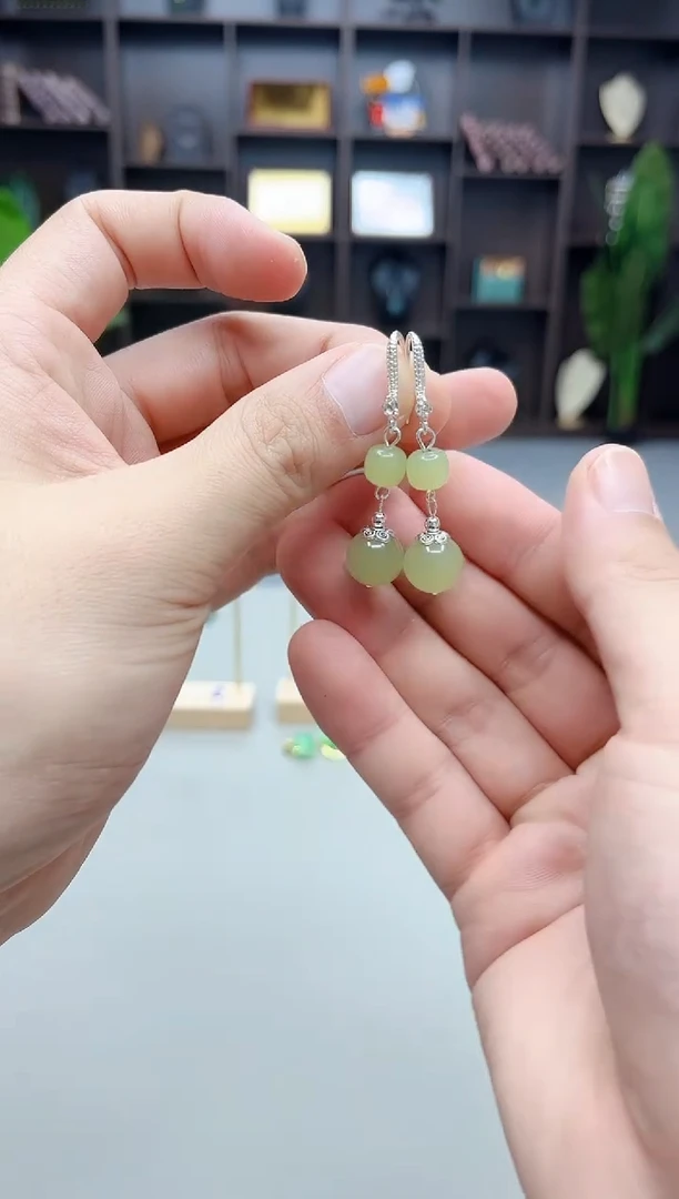 未镶嵌东陵石耳饰430000