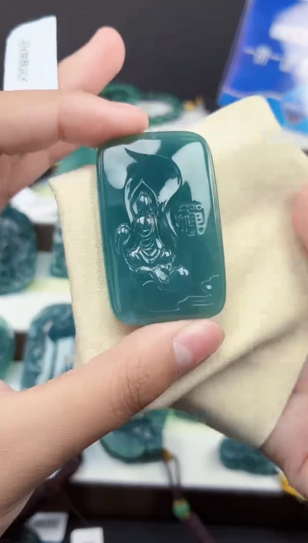 颈饰未镶嵌翡翠DLZ25121083