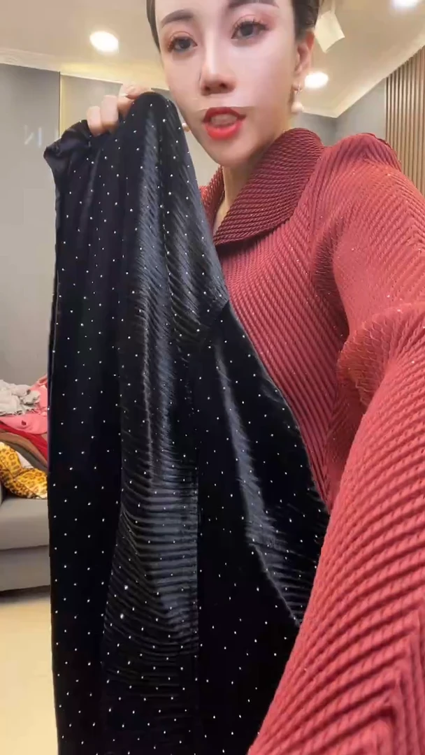 聚酯纤维（涤纶）金丝绒 半身裙