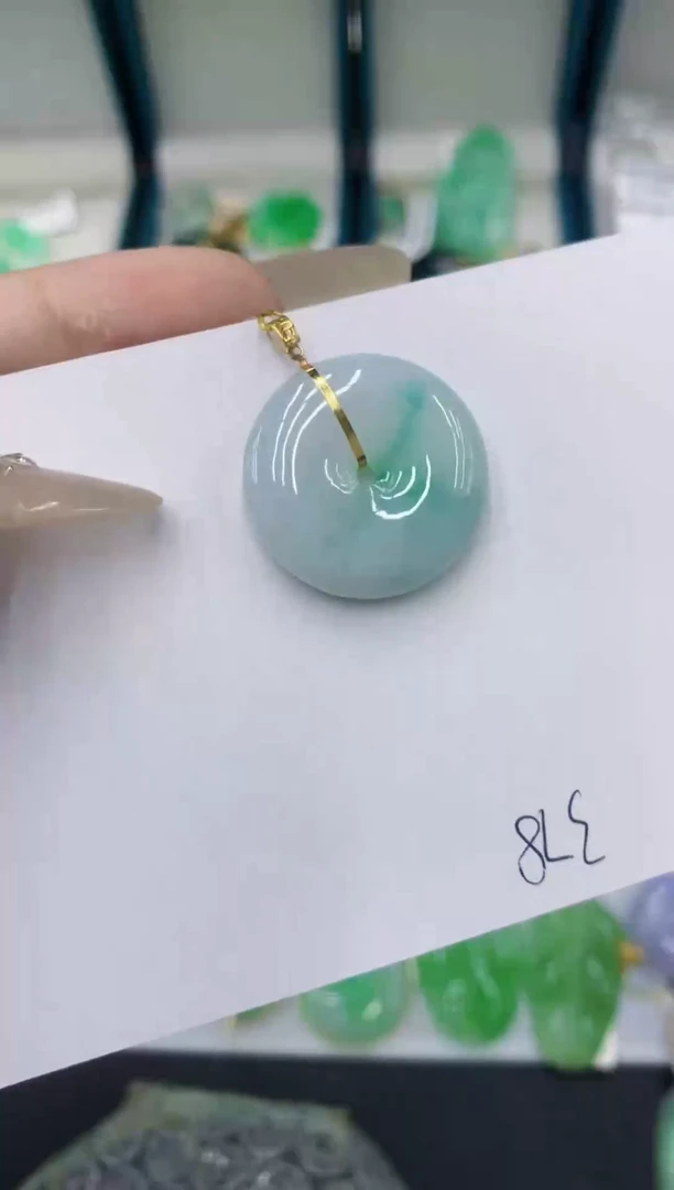 颈饰18K金镶嵌翡翠111111