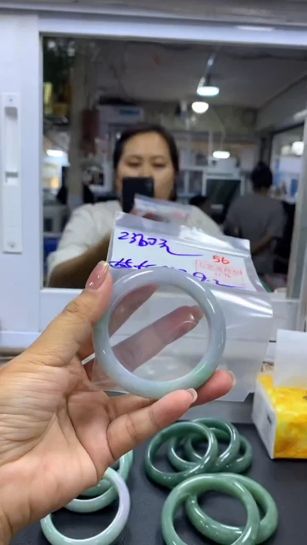 未镶嵌定制翡翠毛货需精细抛光+拍一发一+56