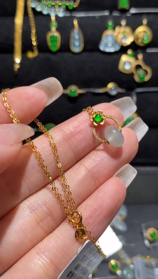 【闪购商品】翡翠颈饰18K金镶嵌套链