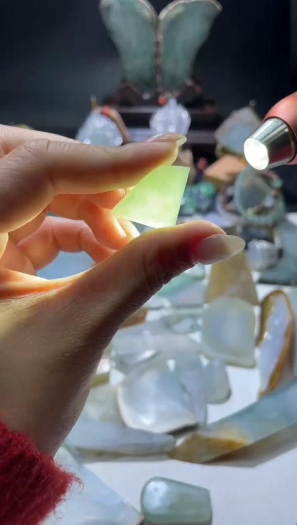 未镶嵌挂件翡翠材料