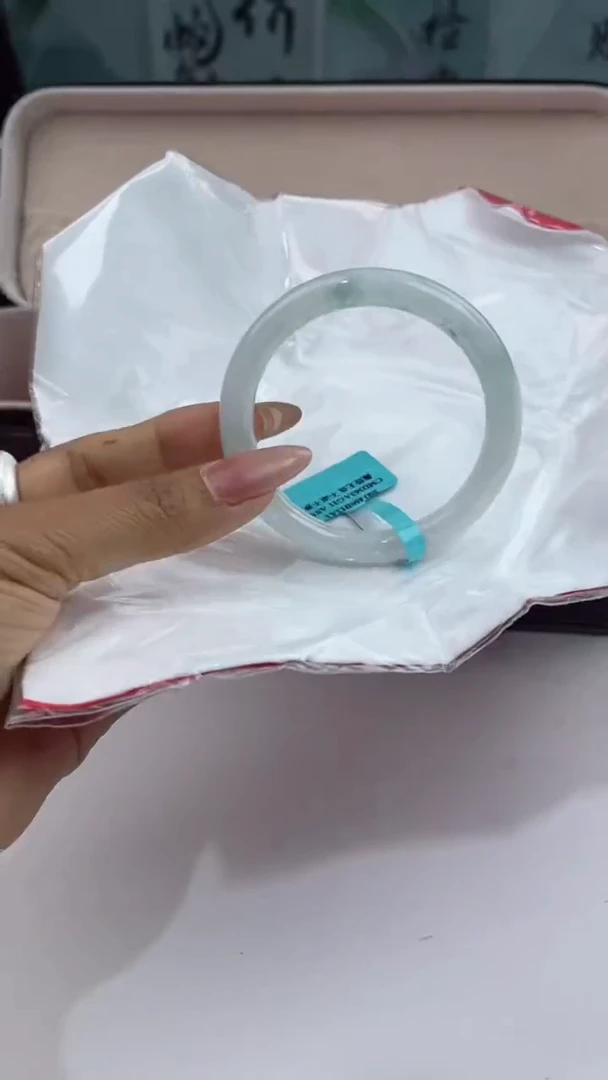 【闪购商品】翡翠手镯未镶嵌3翡翠手镯
