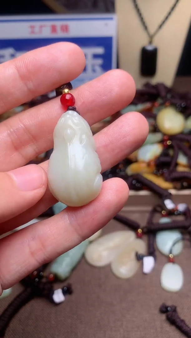 【闪购商品】和田玉颈饰未镶嵌1