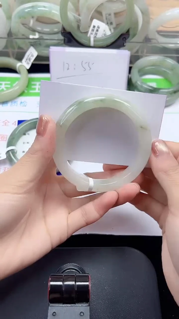 未镶嵌手镯石英质玉254-54/55