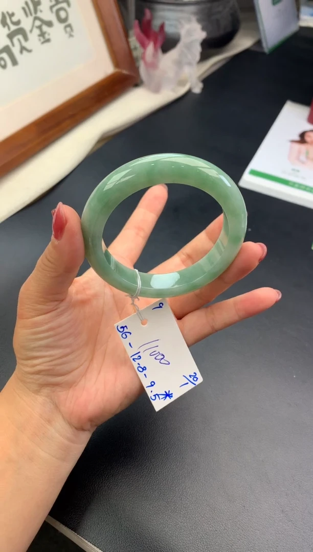 【闪购商品】翡翠手镯未镶嵌手镯
