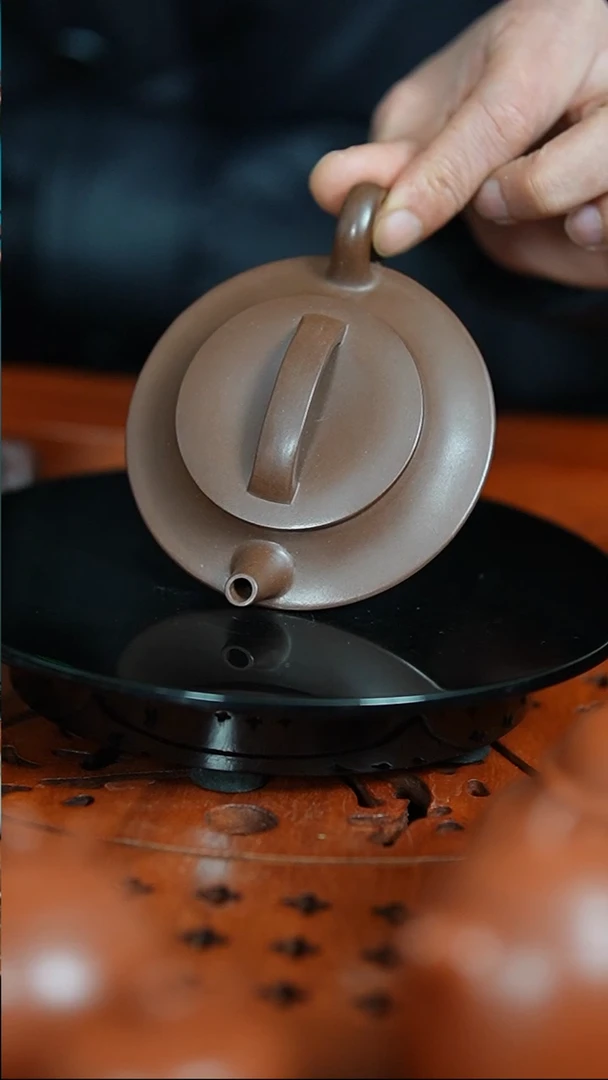 【闪购商品】紫砂茶宠革泥虚扁薄胎内推100cc