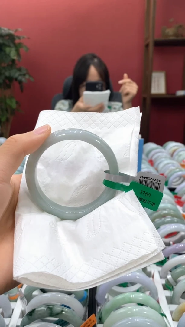 翡翠手镯未镶嵌00005124