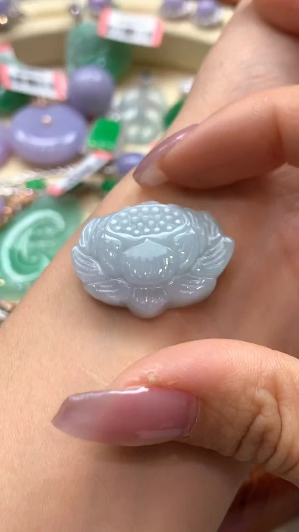 【闪购商品】翡翠颈饰18K金镶嵌挂件