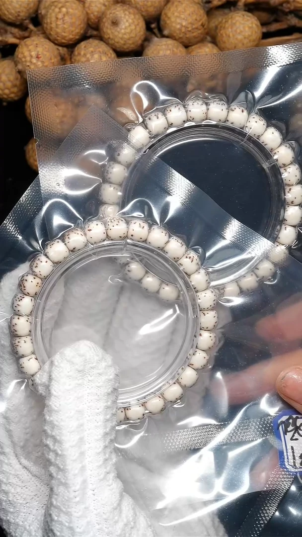 手串星月菩提8*7尺寸河豚-2031