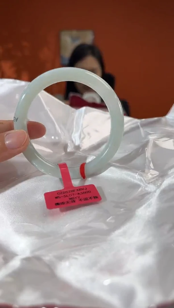 未镶嵌手镯翡翠10     55