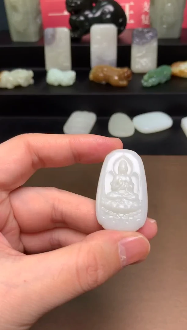 颈饰未镶嵌和田玉10 通