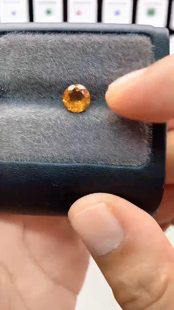 水晶珠宝半成品未镶嵌1.5克拉