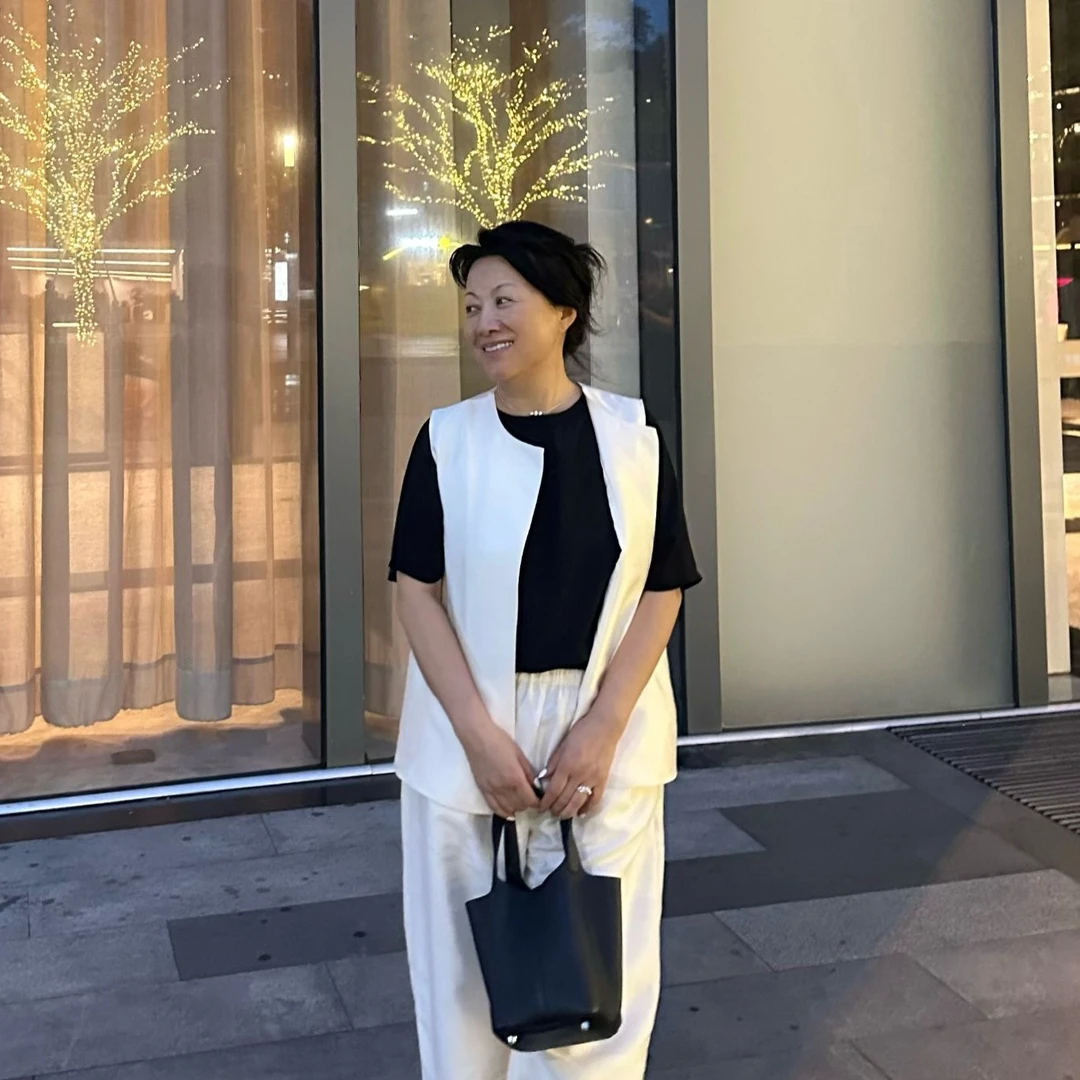 Fen姐|【千花雅集】法式高级感桑蚕丝羊毛后绉圆领百搭马甲52618