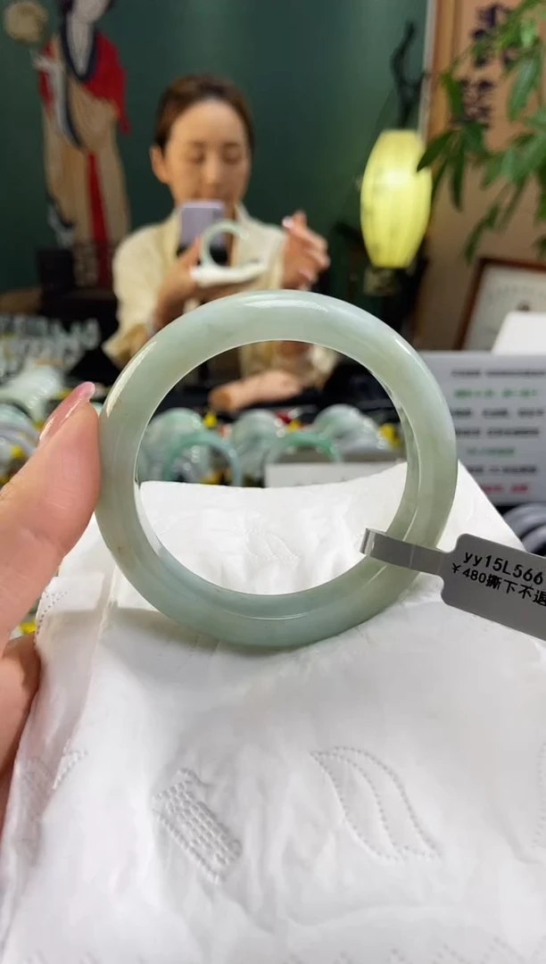 翡翠手镯未镶嵌1**～56.6圈口t