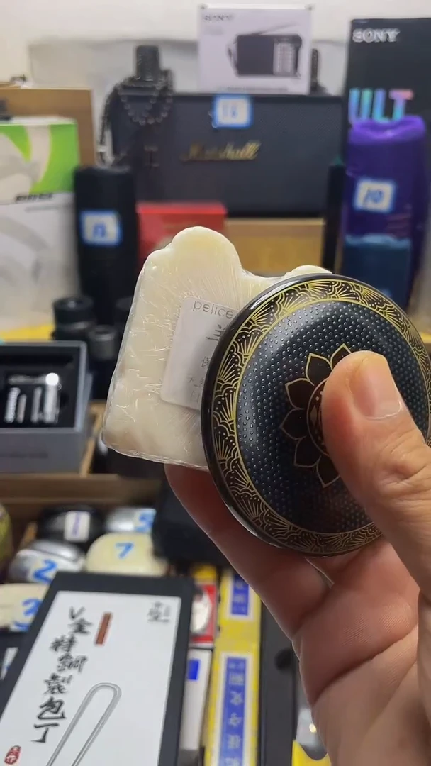 瓷片闪购商品 如图所示