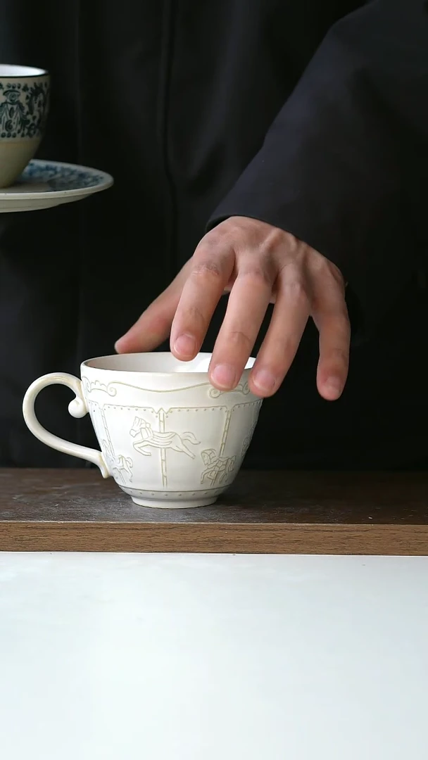 【闪购商品】陶瓷微瑕旋转木马咖啡杯280ml@4-2@