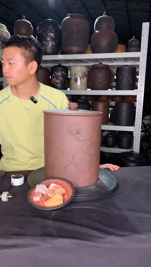罐菩提纹莲蓬11饼茶叶罐