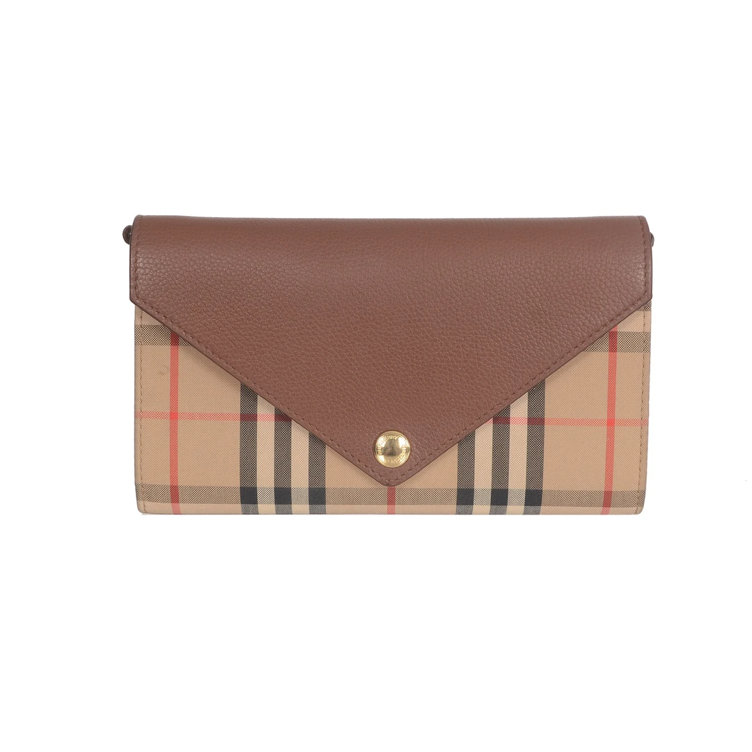 95新 BURBERRY/博柏利 经典格纹链条woc包