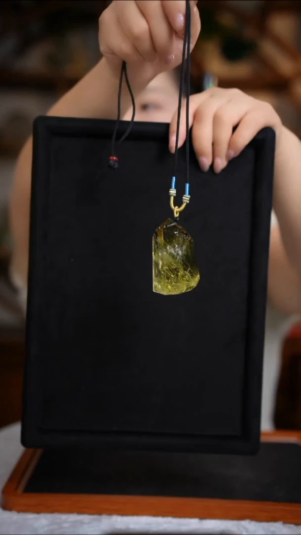 未镶嵌珠宝半成品水晶黄水晶吊坠D758