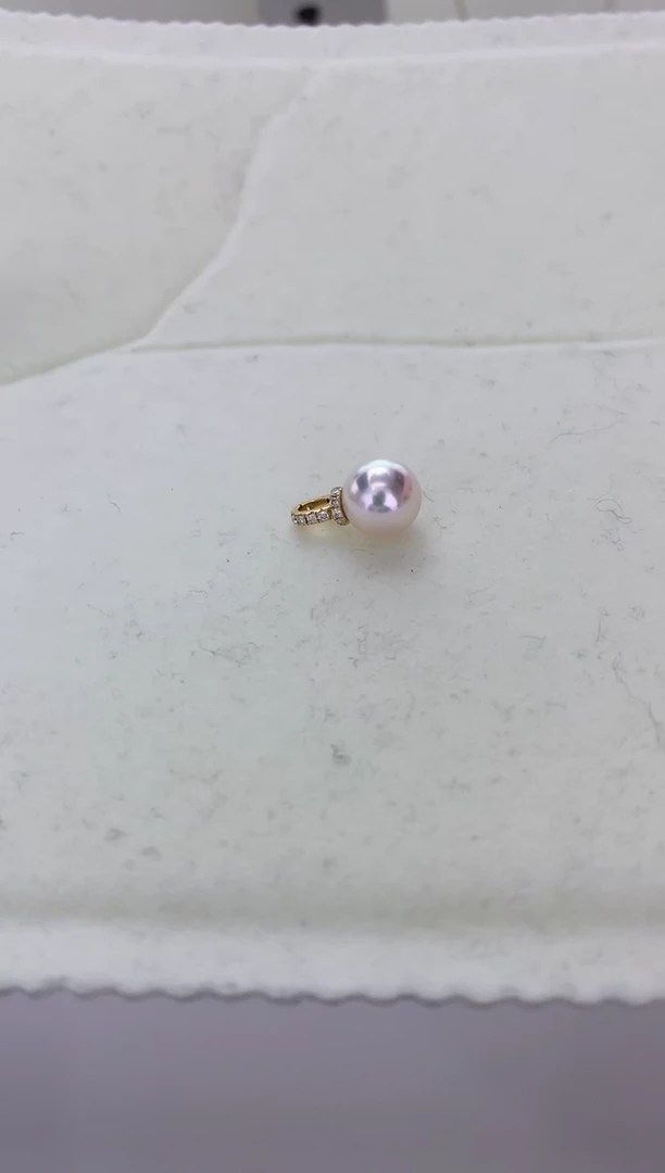 【闪购商品】海水珍珠颈饰18K金镶嵌奶嘴吊坠9-9.5（赠送银链子