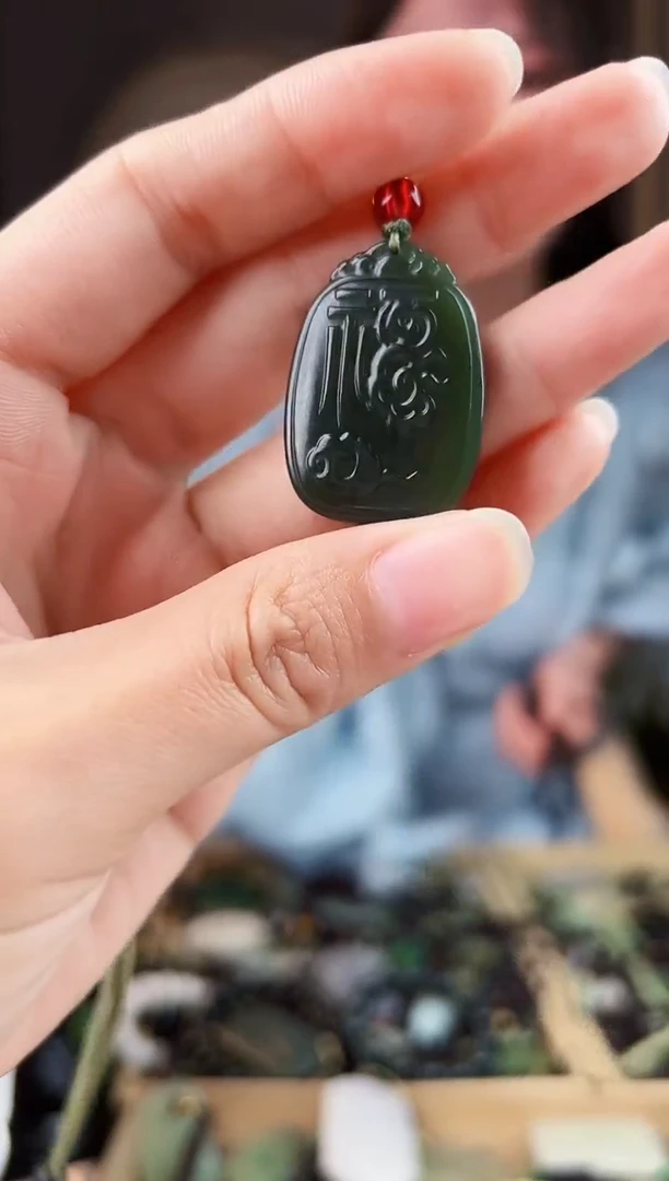 颈饰未镶嵌和田玉拍一发一，多样性发货