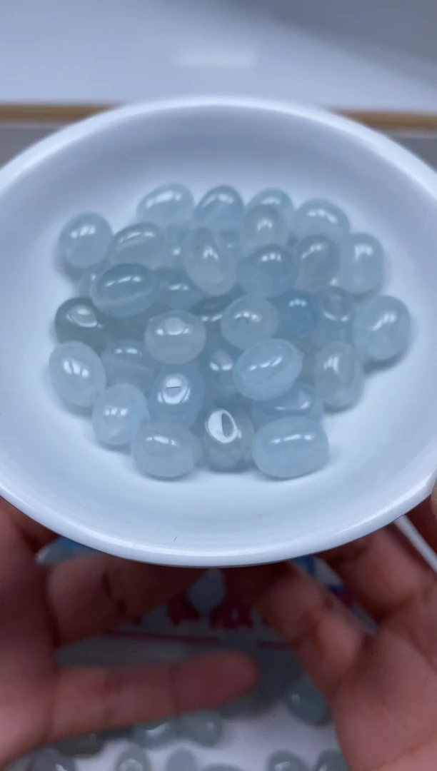 未镶嵌颈饰水晶B87 海 兰水晶随型20个9.9元