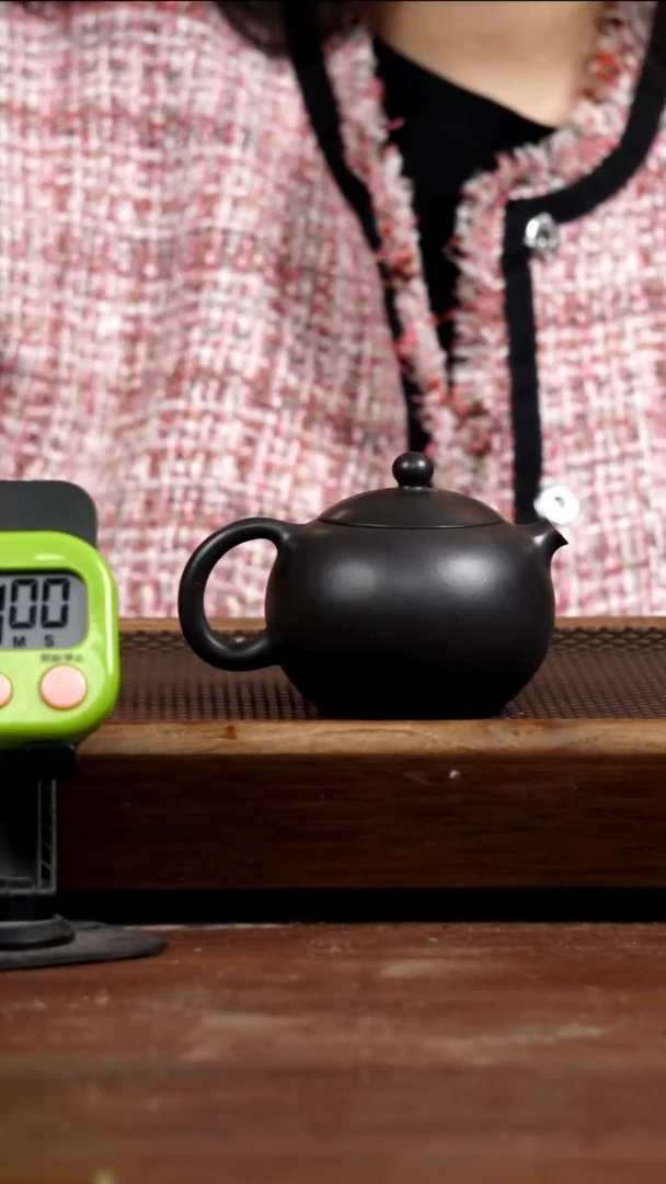 茶壶紫砂无*黄龙山朱泥焐灰西施225CC