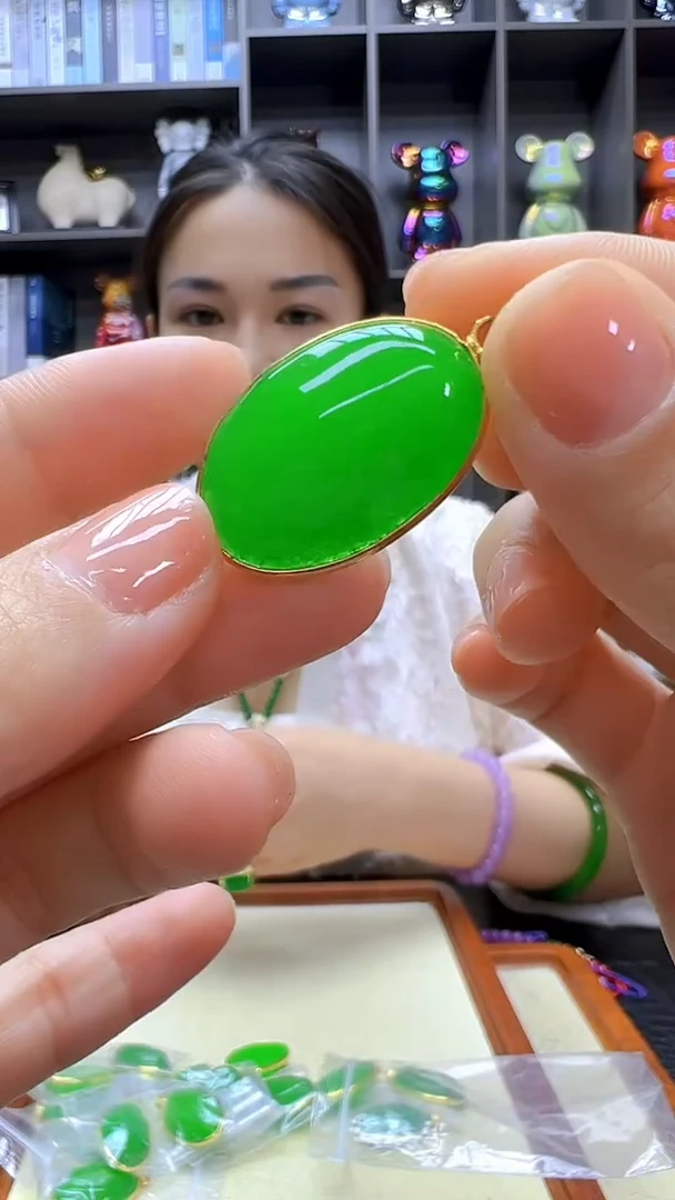 翡翠14K金镶嵌颈饰沉白diy劲饰