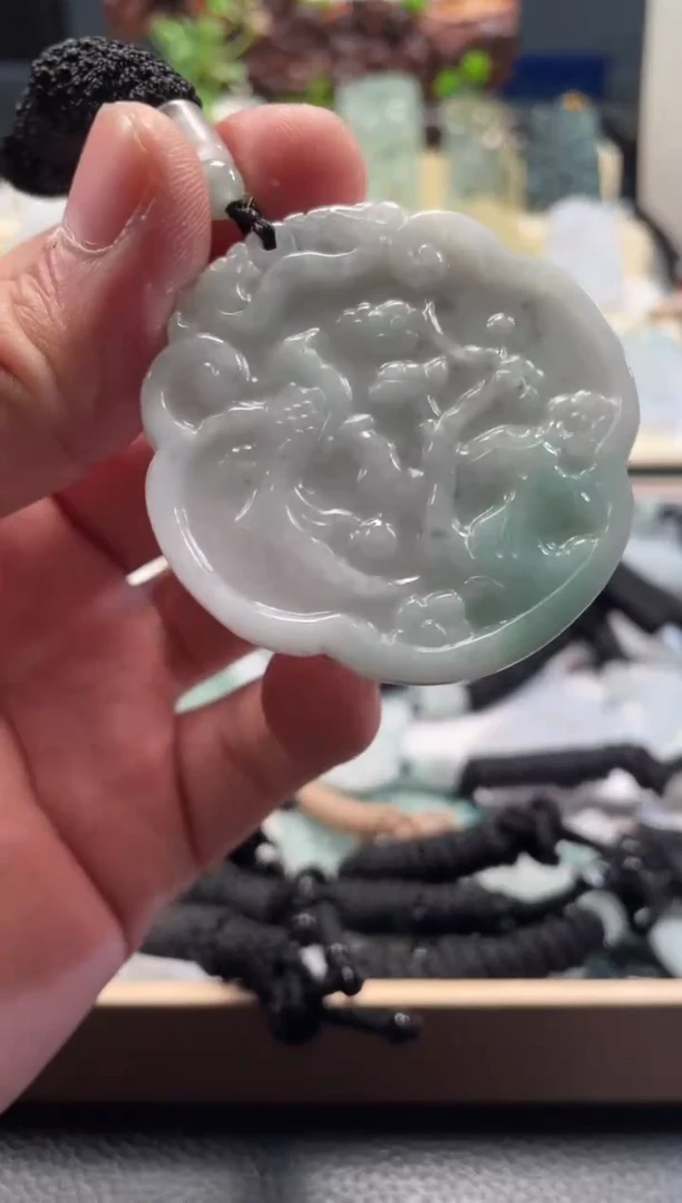 颈饰未镶嵌翡翠12/26/048