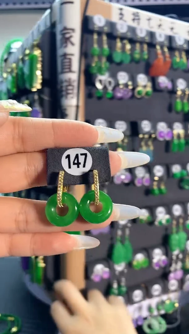 【闪购商品】翡翠耳饰银S925镶嵌147.....